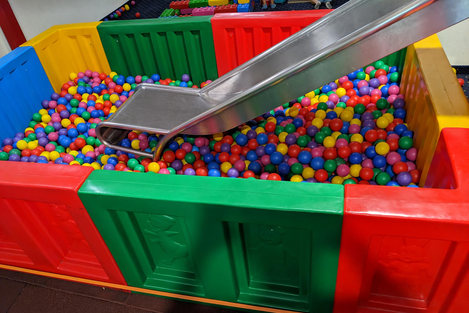 Ahorn Indoor Spielplatz